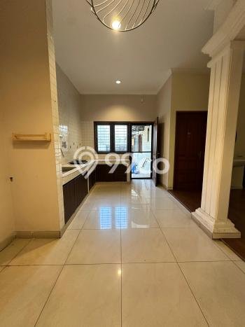 Siap Huni Rumah Minimalis & Modern LB 280m2 di Pluit Siap Huni Rumah Minimalis & Modern LB 280m2 di Pluit
