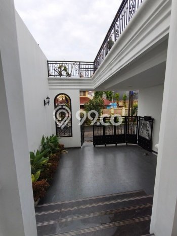Rumah Elit Modern Tanpa Renovasi di Bintaro Tangerang Selatan Rumah Elit Modern Tanpa Renovasi di Bintaro Tangerang Selatan