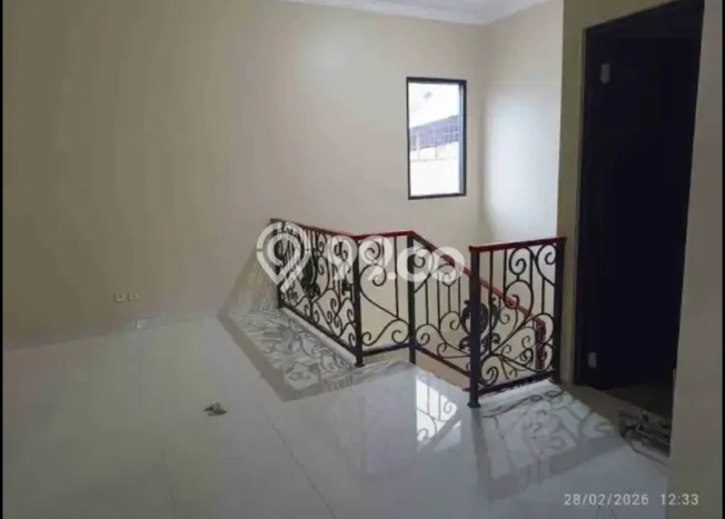 Lokasi terbaik! Rumah siap huni disewakan di BSD LB 230m2 Lokasi terbaik! Rumah siap huni disewakan di BSD LB 230m2