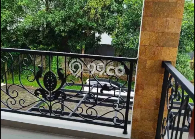 Lokasi terbaik! Rumah siap huni disewakan di BSD LB 230m2 Lokasi terbaik! Rumah siap huni disewakan di BSD LB 230m2