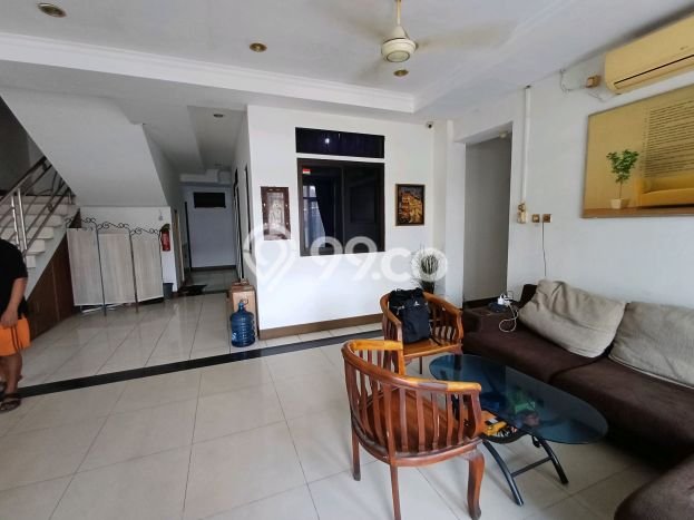 Kost Dijual di Tangerang Kota dengan 60 KT dan Luas 950m2 Kost Dijual di Tangerang Kota dengan 60 KT dan Luas 950m2