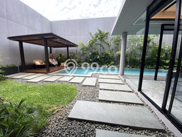 Rumah Elit Modern Siap Huni di Kota Baru Parahyangan Bandung Rumah Elit Modern Siap Huni di Kota Baru Parahyangan Bandung
