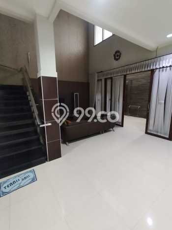 Lokasi strategis! Rumah siap pakai dikontrakkan di Batununggal LB 400m2 Lokasi strategis! Rumah siap pakai dikontrakkan di Batununggal LB 400m2