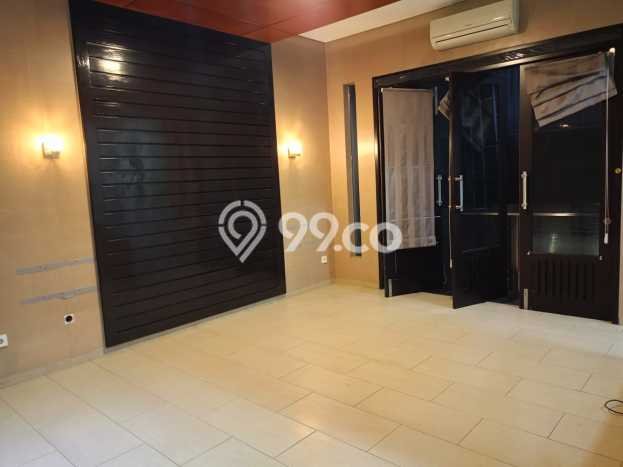 Rumah Disewakan Bandung LT 200m2 LB 340m2 Kawasan Singgasana Rumah Disewakan Bandung LT 200m2 LB 340m2 Kawasan Singgasana