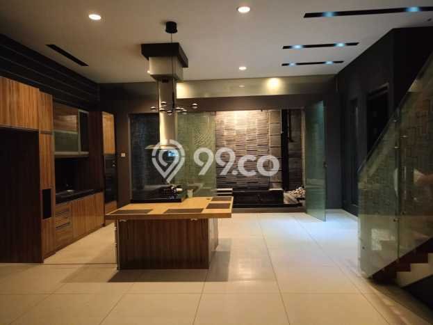 Rumah Disewakan Bandung LT 200m2 LB 340m2 Kawasan Singgasana Rumah Disewakan Bandung LT 200m2 LB 340m2 Kawasan Singgasana