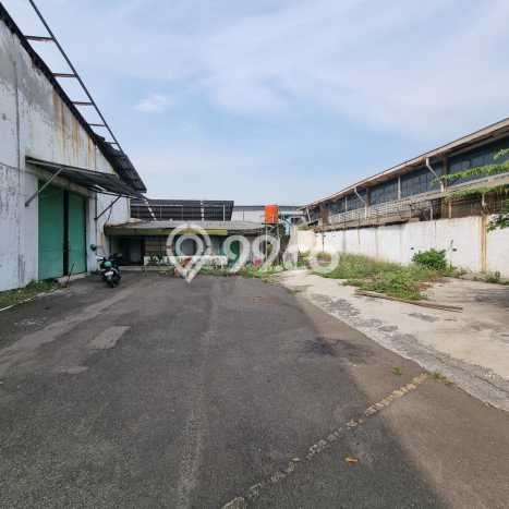 Disewakan Gudang di Kawasan Ramai Cimahi Luas 6500m2 Disewakan Gudang di Kawasan Ramai Cimahi Luas 6500m2