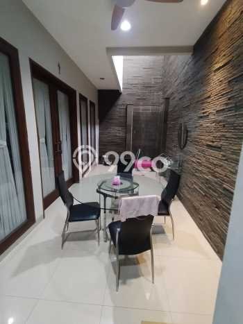 Lokasi strategis! Rumah siap pakai dikontrakkan di Batununggal LB 400m2 Lokasi strategis! Rumah siap pakai dikontrakkan di Batununggal LB 400m2