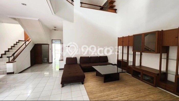 Disewakan! Rumah 6 Kamar Tidur &
4 Kamar Mandi di Pasteur, Bandung Disewakan! Rumah 6 Kamar Tidur &
4 Kamar Mandi di Pasteur, Bandung