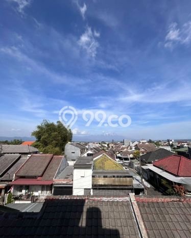 Rumah Strategis Modern Lb 135m2 di Blimbing, Malang Rumah Strategis Modern Lb 135m2 di Blimbing, Malang