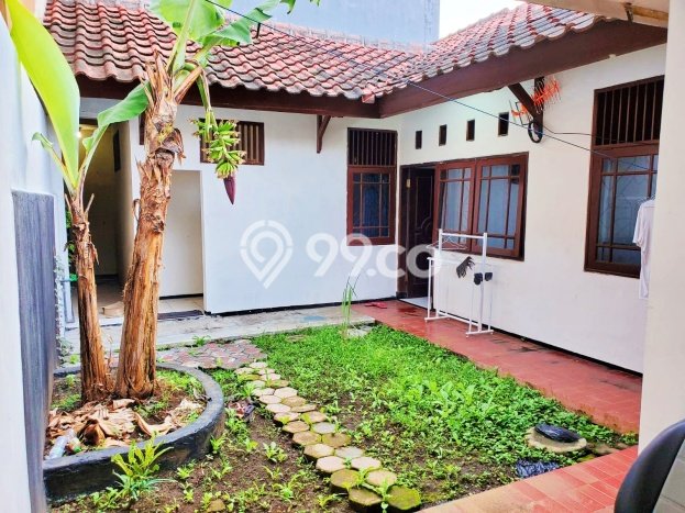 Rumah Modern 3 KT di Buring Malang Semi Furnished Rumah Modern 3 KT di Buring Malang Semi Furnished