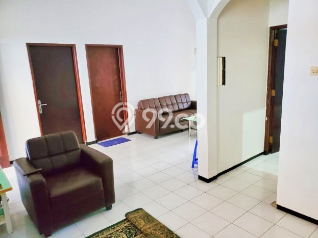 Rumah Modern 3 KT di Buring Malang Semi Furnished Rumah Modern 3 KT di Buring Malang Semi Furnished