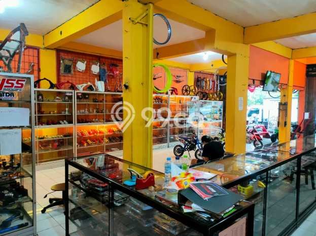 Lokasi Strategis! Dijual Ruko Bisnis di Blimbing, Malang Kondisi Baik Lokasi Strategis! Dijual Ruko Bisnis di Blimbing, Malang Kondisi Baik