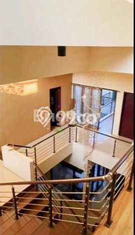 Siap Huni Rumah Mewah 5 Kamar di Lowokwaru Dekat ke Mana Saja Siap Huni Rumah Mewah 5 Kamar di Lowokwaru Dekat ke Mana Saja