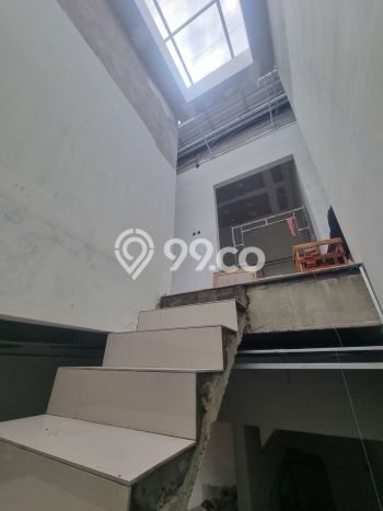 Dijual Rumah Kost di Soekarno Hatta, Malang, 9 KT, 10 KM, Bangunan 180m2 Dijual Rumah Kost di Soekarno Hatta, Malang, 9 KT, 10 KM, Bangunan 180m2