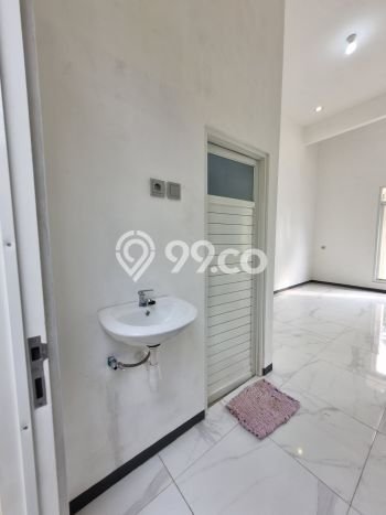 Siap Huni Rumah Minimalis & Modern LB 36m2 di Buring Siap Huni Rumah Minimalis & Modern LB 36m2 di Buring
