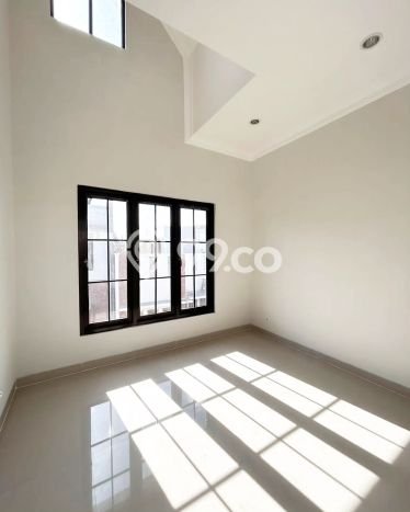 Rumah Strategis Modern Lb 135m2 di Blimbing, Malang Rumah Strategis Modern Lb 135m2 di Blimbing, Malang