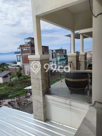 Dapatkan sekarang Vila di Batu, Luas 105m2m², Dekat ke fasilitas Dapatkan sekarang Vila di Batu, Luas 105m2m², Dekat ke fasilitas