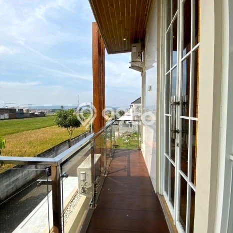 Rumah Modern Cantik 3 Kamar Bisa Langsung Pindah di Sukun Rumah Modern Cantik 3 Kamar Bisa Langsung Pindah di Sukun