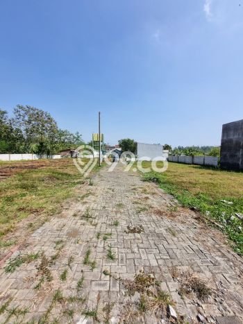 Siap Huni Rumah Minimalis & Modern LB 36m2 di Buring Siap Huni Rumah Minimalis & Modern LB 36m2 di Buring