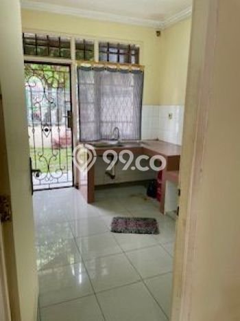 Disewakan Rumah Murah di BSD Nusaloka Tangerang Punya 2 Kamar Tidur Disewakan Rumah Murah di BSD Nusaloka Tangerang Punya 2 Kamar Tidur