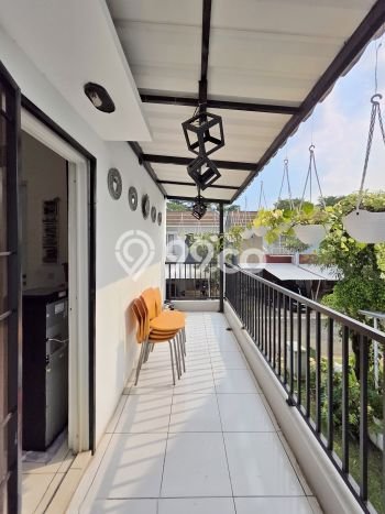 Jual Rumah Strategis Bagus Punya 2 KT di Serpong Tangerang Selatan SHM Jual Rumah Strategis Bagus Punya 2 KT di Serpong Tangerang Selatan SHM