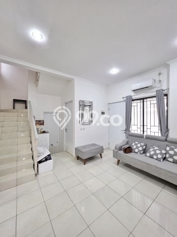 Jual Rumah Strategis Bagus Punya 2 KT di Serpong Tangerang Selatan SHM Jual Rumah Strategis Bagus Punya 2 KT di Serpong Tangerang Selatan SHM