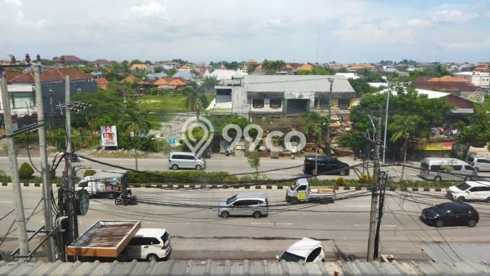Komersial untuk Disewa di Pusat Badung Luas Bangunan 3200m2 Komersial untuk Disewa di Pusat Badung Luas Bangunan 3200m2