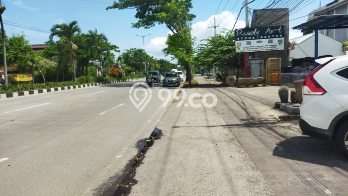 Komersial untuk Disewa di Pusat Badung Luas Bangunan 3200m2 Komersial untuk Disewa di Pusat Badung Luas Bangunan 3200m2