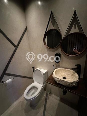 Komersial di Canggu, Luas 110m², Disewakan, Kawasan Bisnis, Ready Pakai Komersial di Canggu, Luas 110m², Disewakan, Kawasan Bisnis, Ready Pakai