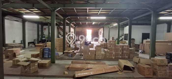 Gudang Dijual di Padangsambian Kaja LT 500m2, LB 435m2 Solusi Investasi Cerdas Gudang Dijual di Padangsambian Kaja LT 500m2, LB 435m2 Solusi Investasi Cerdas