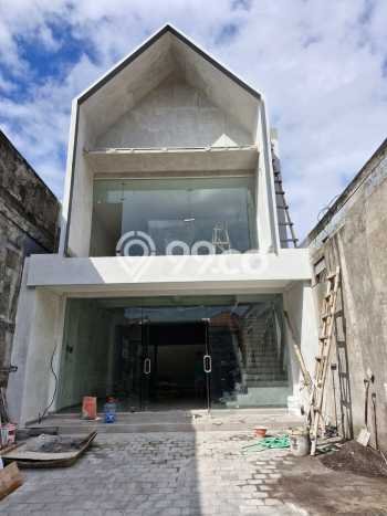 Ruko Disewakan Kawasan Padangsambian , Luas 180m², Area Premium, Ready Bisnis Ruko Disewakan Kawasan Padangsambian , Luas 180m², Area Premium, Ready Bisnis