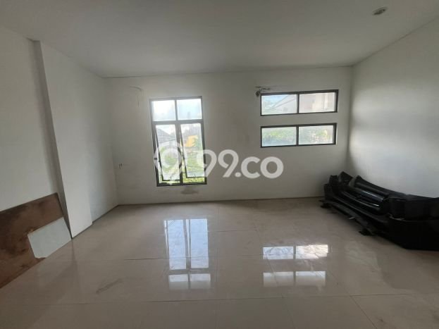 Komersial Kawasan Canggu, Luas 380m², Area Bisnis, Ready Operasi Komersial Kawasan Canggu, Luas 380m², Area Bisnis, Ready Operasi