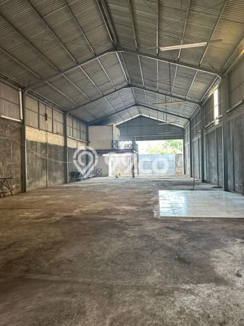 Disewakan Gudang komersial di Denpasar Barat luas bangunan 400m2 Disewakan Gudang komersial di Denpasar Barat luas bangunan 400m2