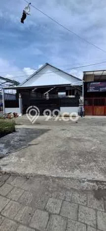 LOKASI STRATEGIS! Gudang di , Luas 300m2m², Kawasan Berkembang, Siap Operasional LOKASI STRATEGIS! Gudang di , Luas 300m2m², Kawasan Berkembang, Siap Operasional