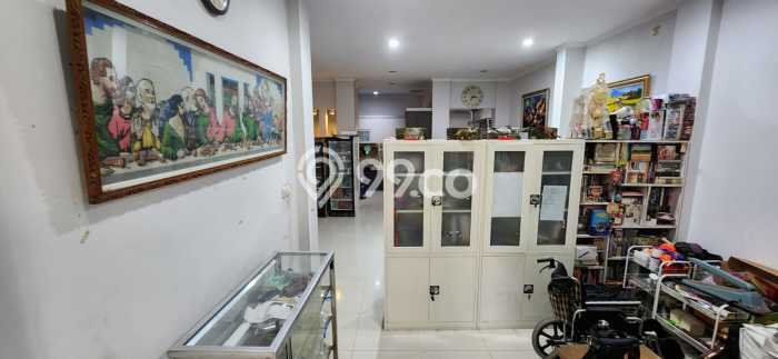 Rumah Elit Modern Siap Huni di Cawang Jakarta Timur Rumah Elit Modern Siap Huni di Cawang Jakarta Timur