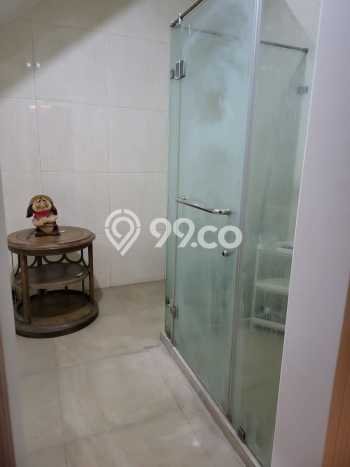 HUNIAN IMPIAN! Rumah di Kebayoran Baru, 4 KT, Free Macet, LT 220m² LB 300m² HUNIAN IMPIAN! Rumah di Kebayoran Baru, 4 KT, Free Macet, LT 220m² LB 300m²