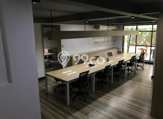 Rumah di Pancoran, Jakarta Selatan, Luas 794m² LB 900m² Rumah di Pancoran, Jakarta Selatan, Luas 794m² LB 900m²