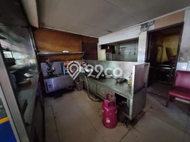 Ruko Bagus Dijual LB 277m2 Lokasi Strategis Jakarta Selatan Area Cocok untuk Bisnis Ruko Bagus Dijual LB 277m2 Lokasi Strategis Jakarta Selatan Area Cocok untuk Bisnis