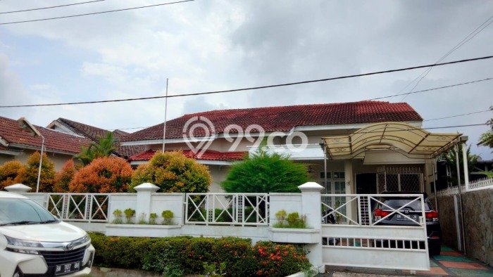 Dijual Rumah 4 Kamar Lokasi Ideal Nyaman dan Strategis di Bukit Raya Dijual Rumah 4 Kamar Lokasi Ideal Nyaman dan Strategis di Bukit Raya
