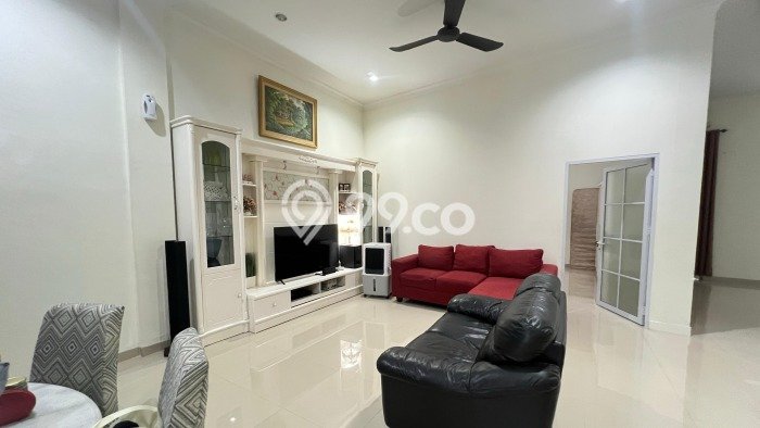 Unit Ruko Dijual di Marpoyan Damai Pekanbaru 340m2 Unit Ruko Dijual di Marpoyan Damai Pekanbaru 340m2