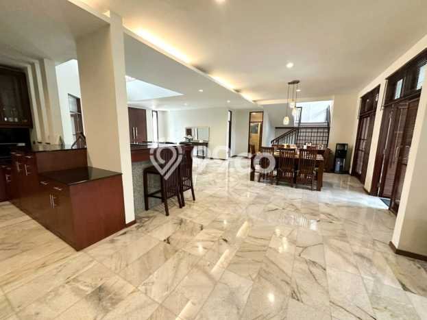 Hunian Mewah LB 500m2 Siap Huni Desain Elegan di Cipete, Jakarta Selatan Hunian Mewah LB 500m2 Siap Huni Desain Elegan di Cipete, Jakarta Selatan