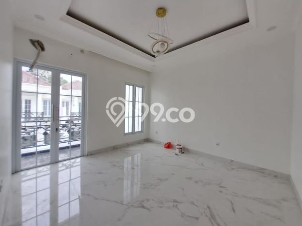 Rumah Mewah Siap Huni LT 124m2 di Jagakarsa, Jakarta Selatan Rumah Mewah Siap Huni LT 124m2 di Jagakarsa, Jakarta Selatan