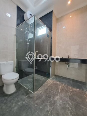 Rumah Mewah Siap Huni LT 124m2 di Jagakarsa, Jakarta Selatan Rumah Mewah Siap Huni LT 124m2 di Jagakarsa, Jakarta Selatan