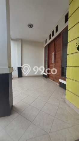 LISTING BARU! Rumah di Pangkalan Jati, Ready, 2 KM, Dekat Pangkalan Jati, Depok, Depok, LT 240m² LB 120m² LISTING BARU! Rumah di Pangkalan Jati, Ready, 2 KM, Dekat Pangkalan Jati, Depok, Depok, LT 240m² LB 120m²