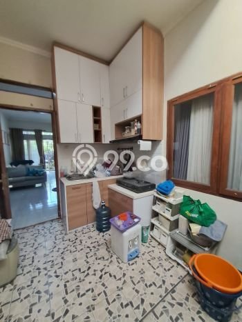 Rumah Modern 2 KT di Tanah Baru Depok Full Furnished Rumah Modern 2 KT di Tanah Baru Depok Full Furnished