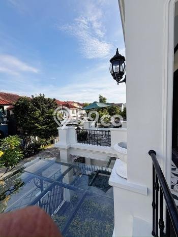 Rumah Mewah Dijual LT 150m2 di Cinere, Depok Rumah Mewah Dijual LT 150m2 di Cinere, Depok