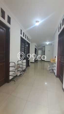 Rumah Modern 8 Kamar LT 170m2 di Gandaria Rumah Modern 8 Kamar LT 170m2 di Gandaria