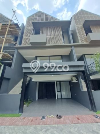 Rumah Asri area Jagakarsa, Jakarta Selatan, LT 77m² Bangunan 235m² Rumah Asri area Jagakarsa, Jakarta Selatan, LT 77m² Bangunan 235m²