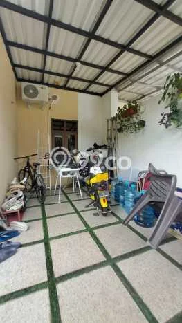 Lokasi terbaik! Rumah siap pakai disewakan di Sawangan LB 98m2 Lokasi terbaik! Rumah siap pakai disewakan di Sawangan LB 98m2