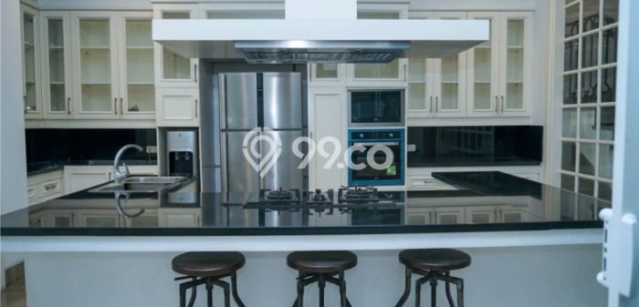 Dijual Rumah Premium dengan Fasilitas Sekitar Komplit di Kebayoran Baru, Jakarta Selatan Dijual Rumah Premium dengan Fasilitas Sekitar Komplit di Kebayoran Baru, Jakarta Selatan